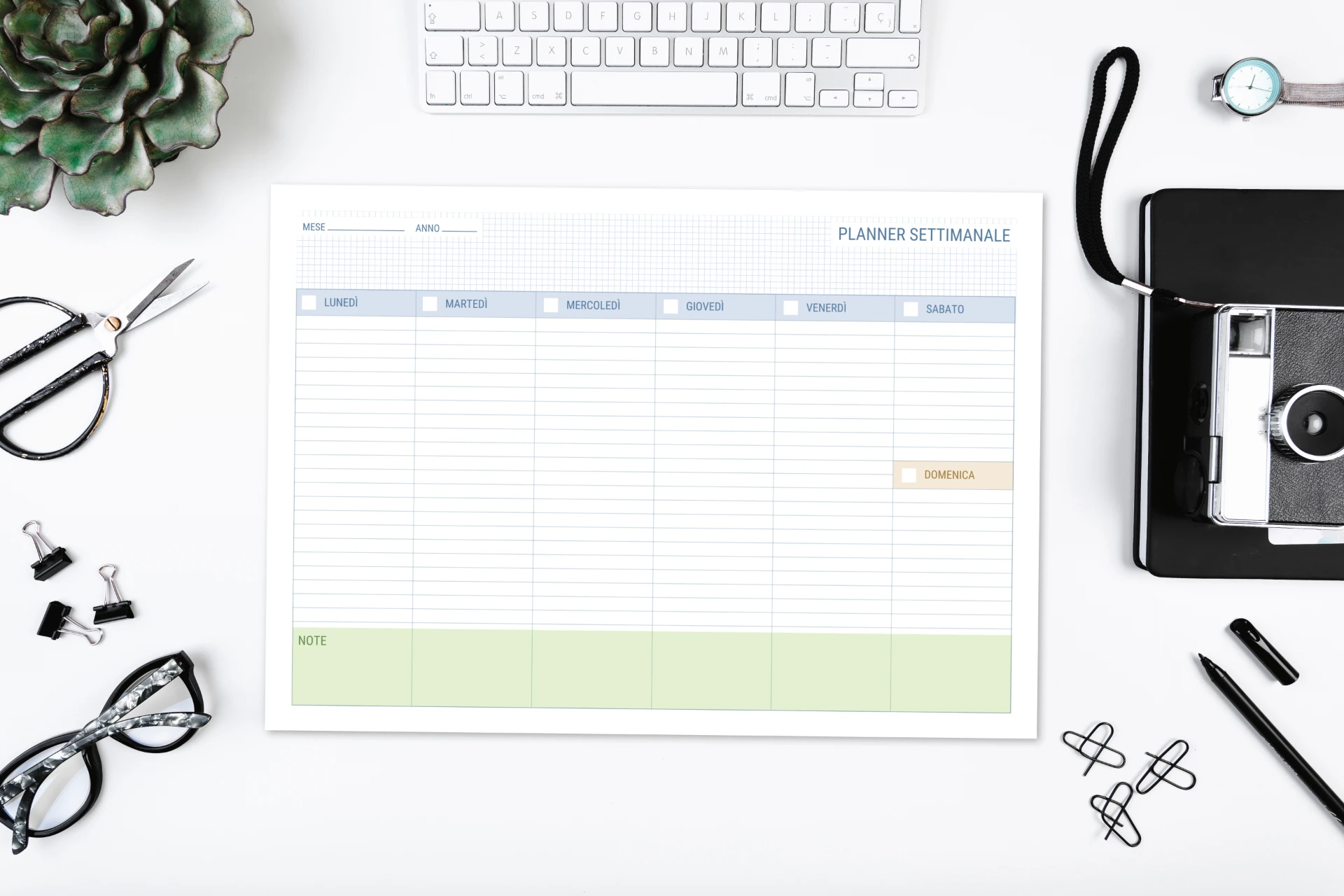 mockup con template canva di planner settimanale perpetuo