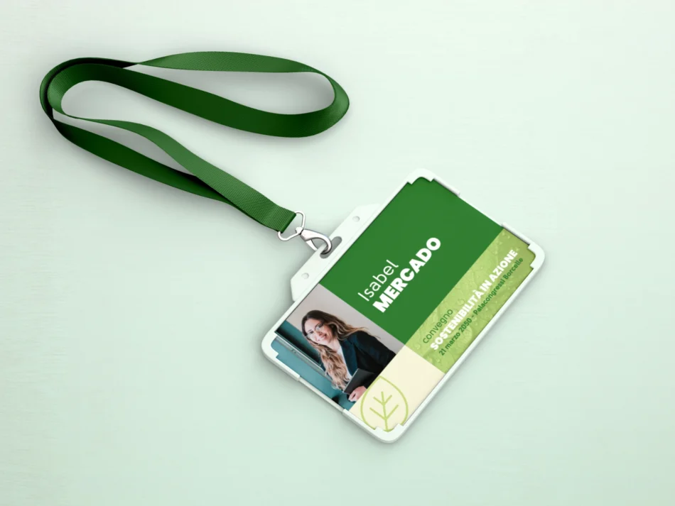 Badge identificativo personalizzabile per convegno aziendale, grafica coordinata per eventi creata con Canva.